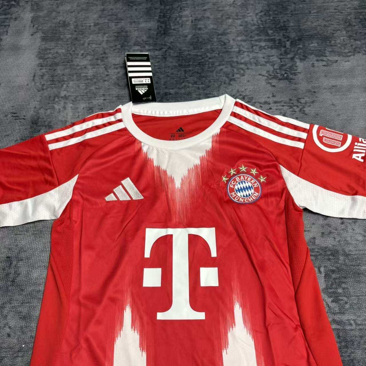 Conjunto Infantil Bayern de Munique 2025/26